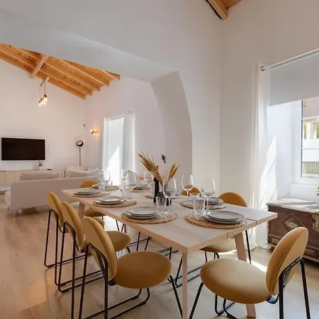 Lägenhet Renovated Historic ~large & Cozy ~casa Nespereira *