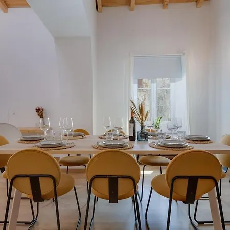 Lägenhet Renovated Historic ~large & Cozy ~casa Nespereira *
