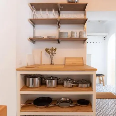 Renovated Historic ~large & Cozy ~casa Nespereira Apartment *