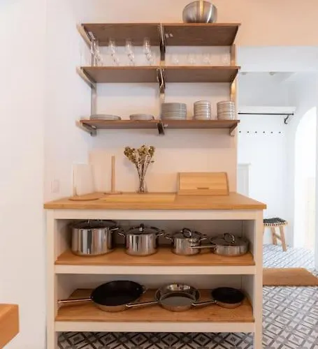 Renovated Historic ~large & Cozy ~casa Nespereira 아파트 *