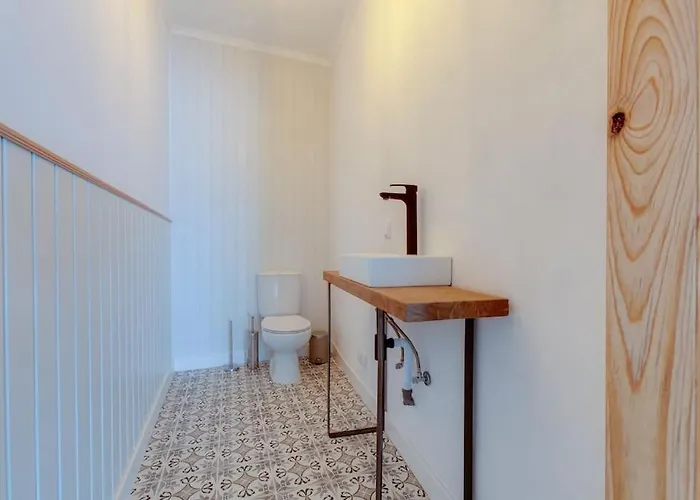 아파트 Renovated Historic ~large & Cozy ~casa Nespereira 라고스